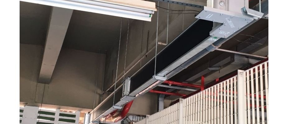 Eletrocalha perfurada ou lisa: qual a melhor opção?