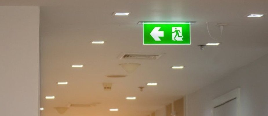 Luz de emergência: 6 melhores opções para segurança